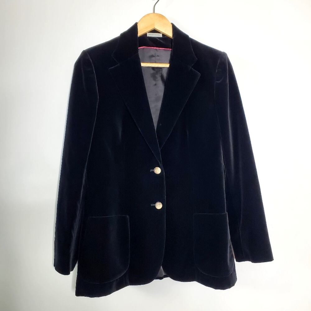 Diane Von Furstenberg Black Velvet two button blazer Size 8 Vintage Classic
